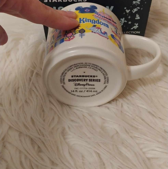 ☕FIRM! NWT DISNEY PARKS COLLECTION X STARBUCKS DISCOVERY SERIES MAGIC KINGDOM MU - Picture 9 of 12